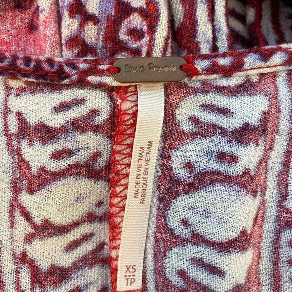 Free People V Neck Boho Crop Top. Like New!
